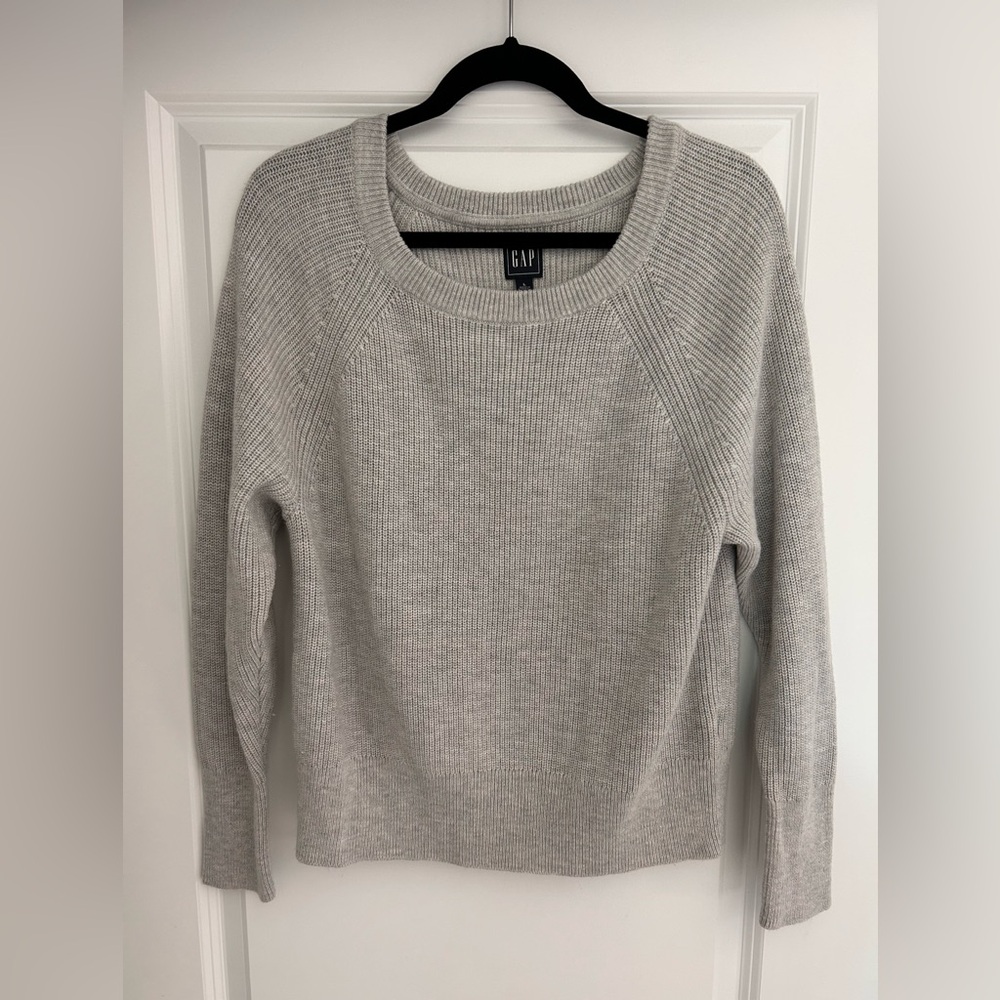 Gap Merino Wool Blend Grey Crewneck Minimalist Capsule Wardrobe Sweater Large